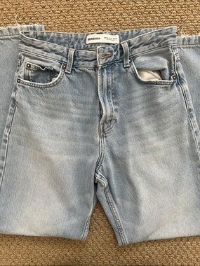 Bershka Light Wash Relaxed Jeans